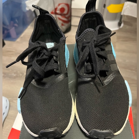 Adidas NMD women’s size 6.5 - Picture 3 of 6